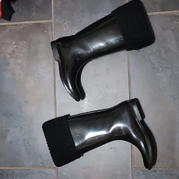 Michael Kors Rain/Winter Boots Size 9 Womens - Picture 3 of 5